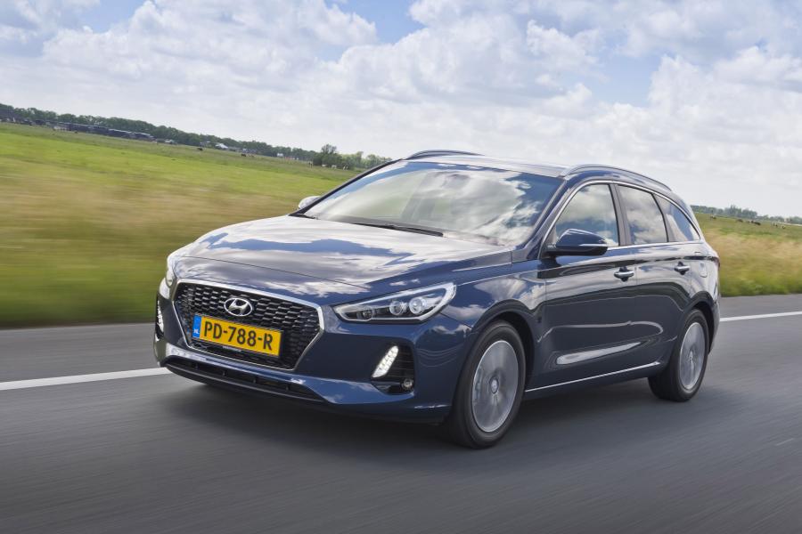  Hyundai i30 Wagon (PD) 2017 года  (WW) (фото 36 из 45)